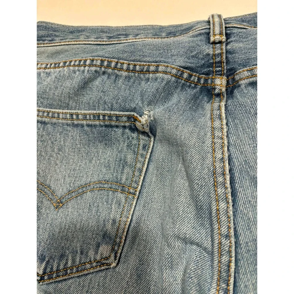 Levis 501 Original Fit Mens Straight Leg Button Fly Blue Denim Jeans 34x29